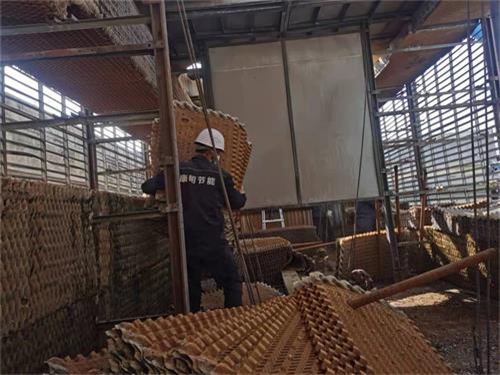 玻璃鋼冷卻塔漂水的處理方法(玻璃鋼冷卻塔水處理)